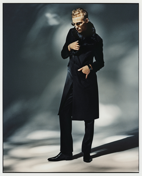 GQ-Japan200201FORMAL_WEAR-20011001-7-thumb-autox600-313