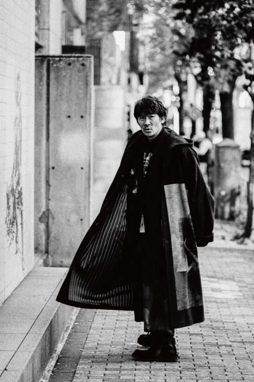 YOHJI_YAMAMOTO_03_09_750×500