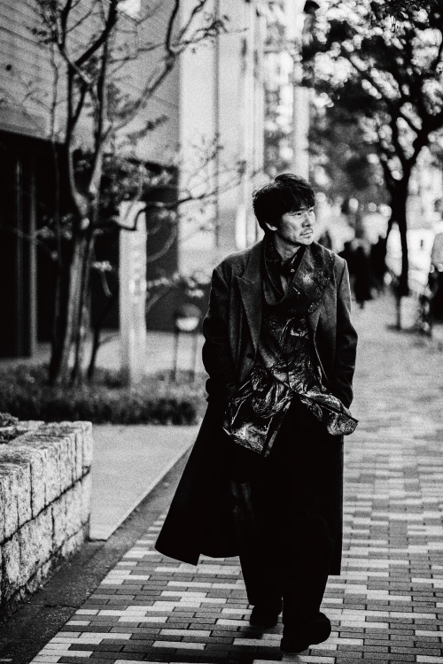 YOHJI_YAMAMOTO_04_02_750×500